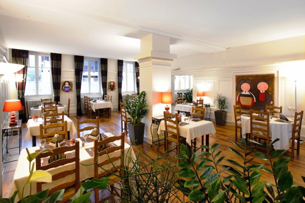 Hotel Restaurant La Cigogne Munster  Bagian luar foto